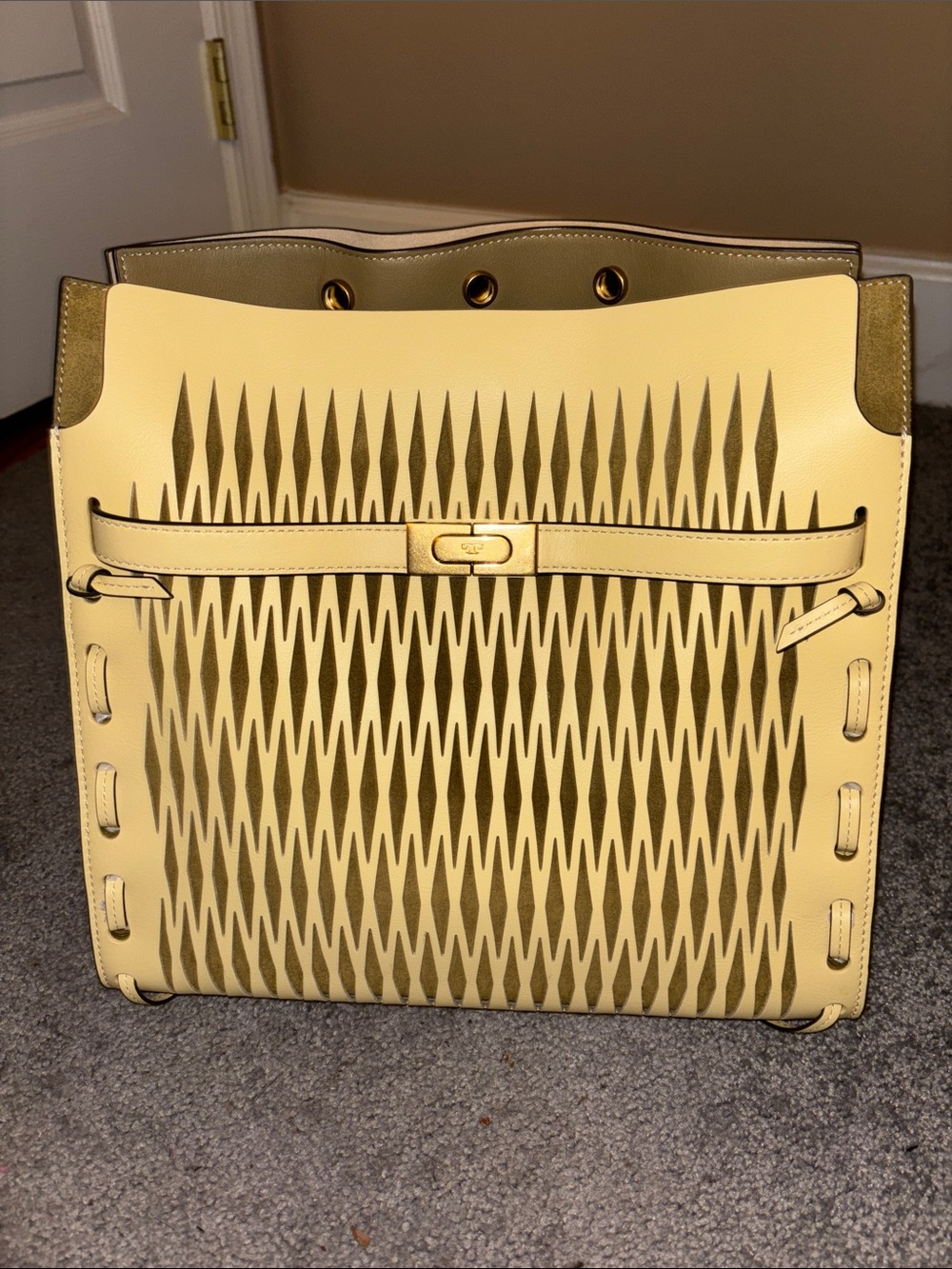Tory Burch Lee Radzwill Bag!